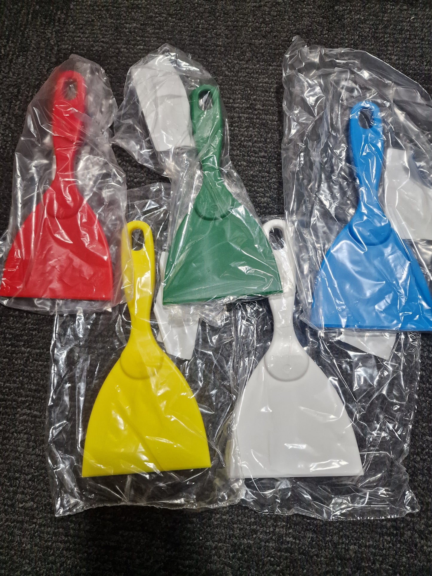 Plastic Scraper for Scoopy / Scoopies / Tiny Melts Moulds