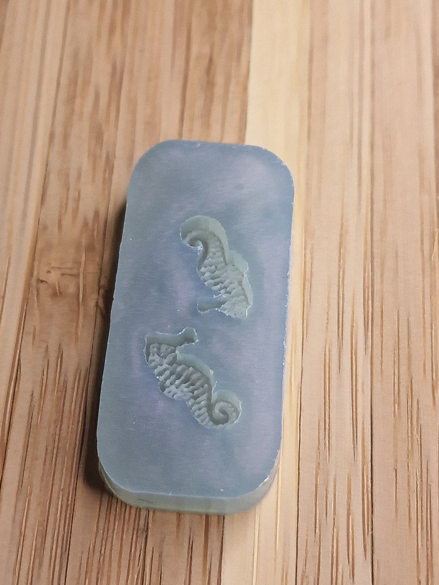 Mini moulds (earrings, embellishment, shaker, toppers etc)
