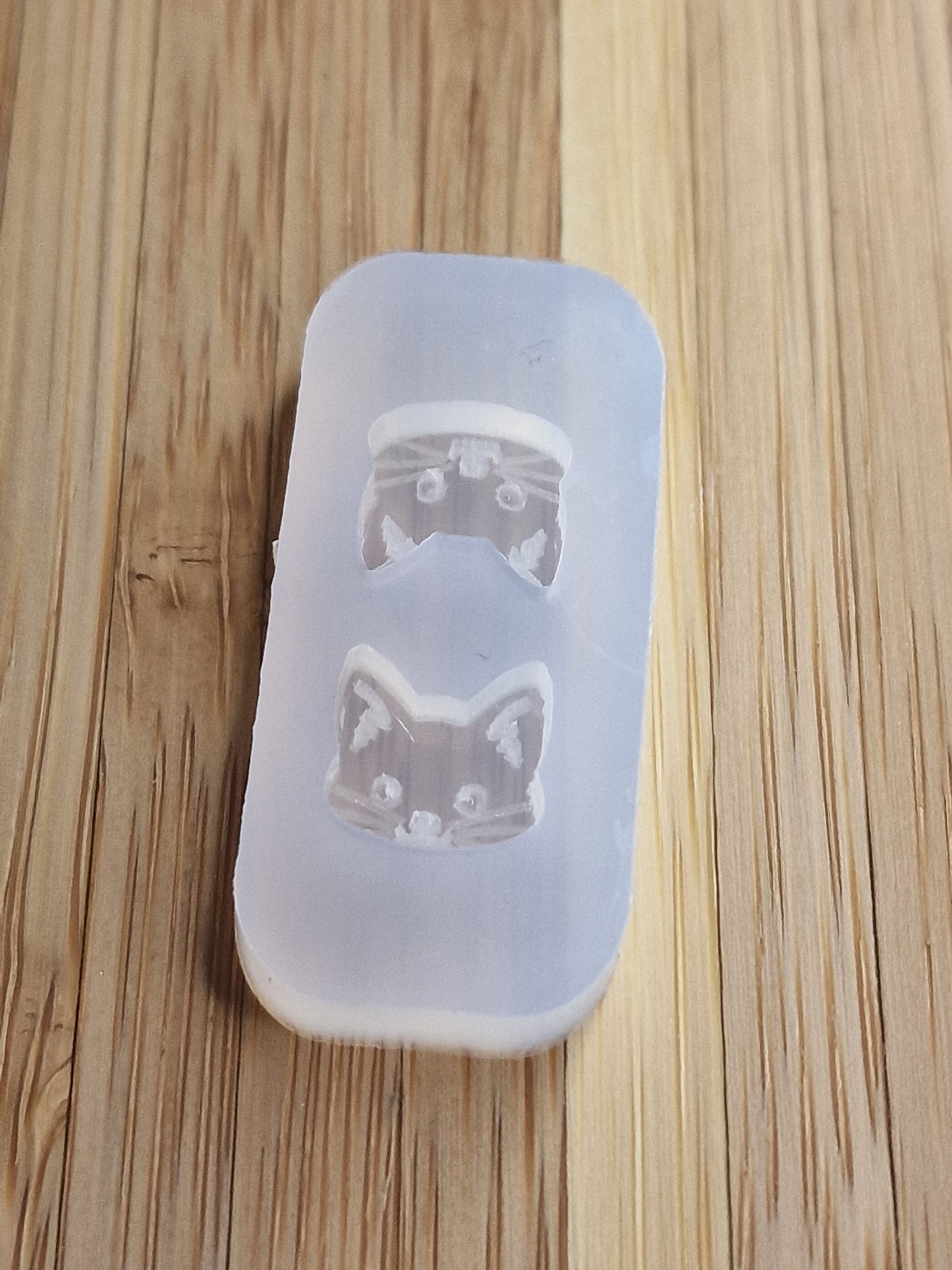 Mini moulds (earrings, embellishment, shaker, toppers etc)