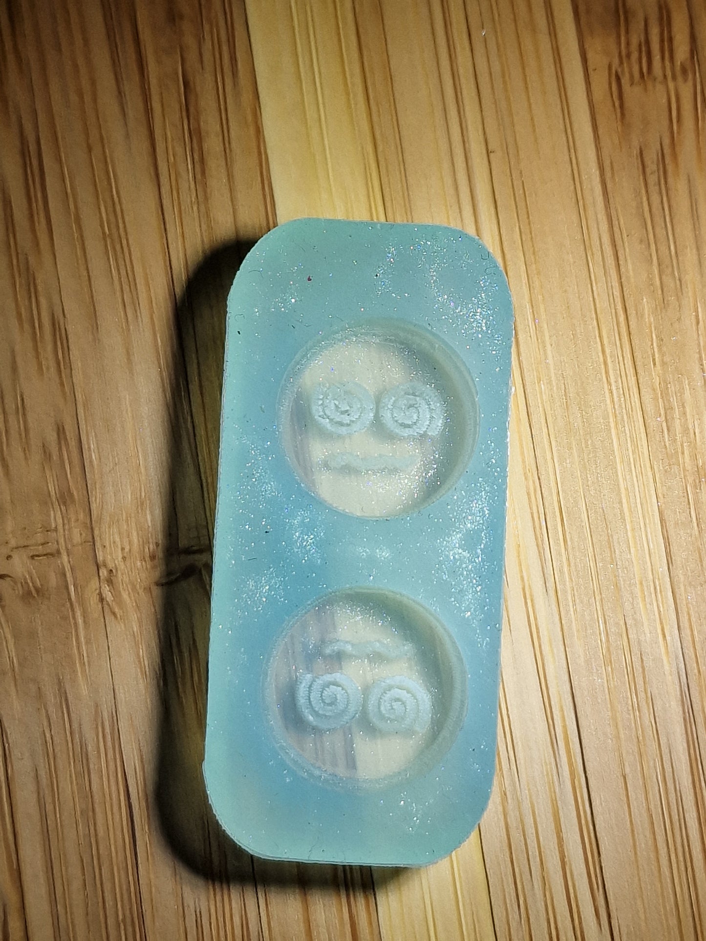 Mini moulds (earrings, embellishment, shaker, toppers etc)