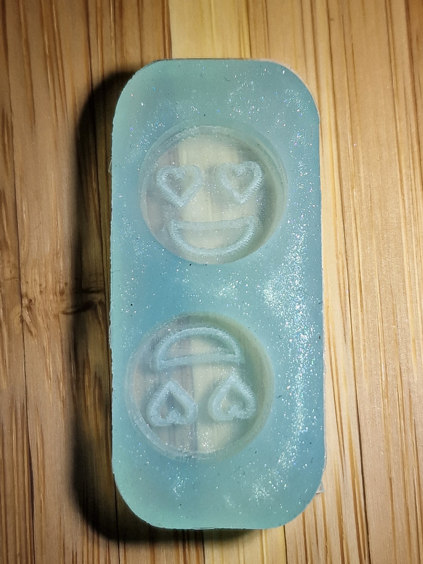 Mini moulds (earrings, embellishment, shaker, toppers etc)