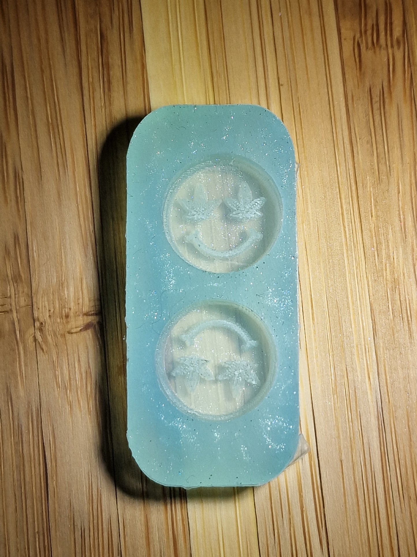 Mini moulds (earrings, embellishment, shaker, toppers etc)