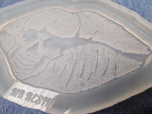 Skull Lips coaster, wax bar, chocolate mould