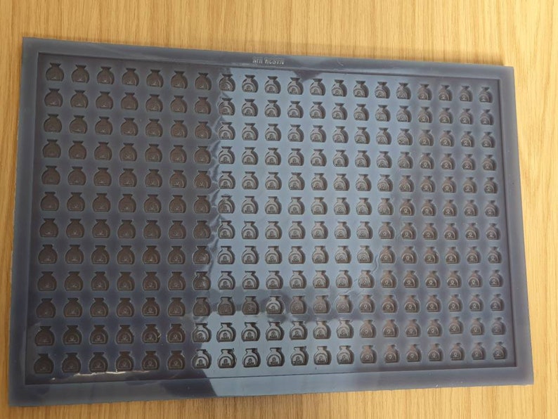 Mini Wax Burner Scoop / Scoopy / Scoopies / Tiny Melts Silicone Mould